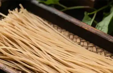 मीठो आलु भर्मिसिली प्रोसेसरहरूले कसरी लागत घटाउन र दक्षता बढाउन सक्छ? छिन्हुआंगदाओ टोंगयो आलु उद्योगले थर्मल ऊर्जा भण्डारणको साथ ऊर्जा खपत चुनौतीहरू समाधान गर्दछ